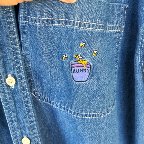 SOLD• DISNEY Winnie the Pooh Denim Shirt - Picture 4 of 9